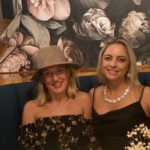 Meet your Posher, Renee